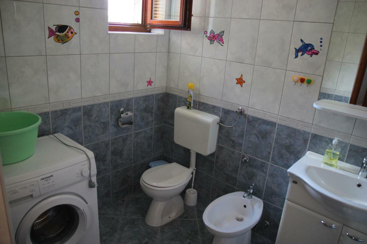 רובנסקה Apartments Irina מראה חיצוני תמונה