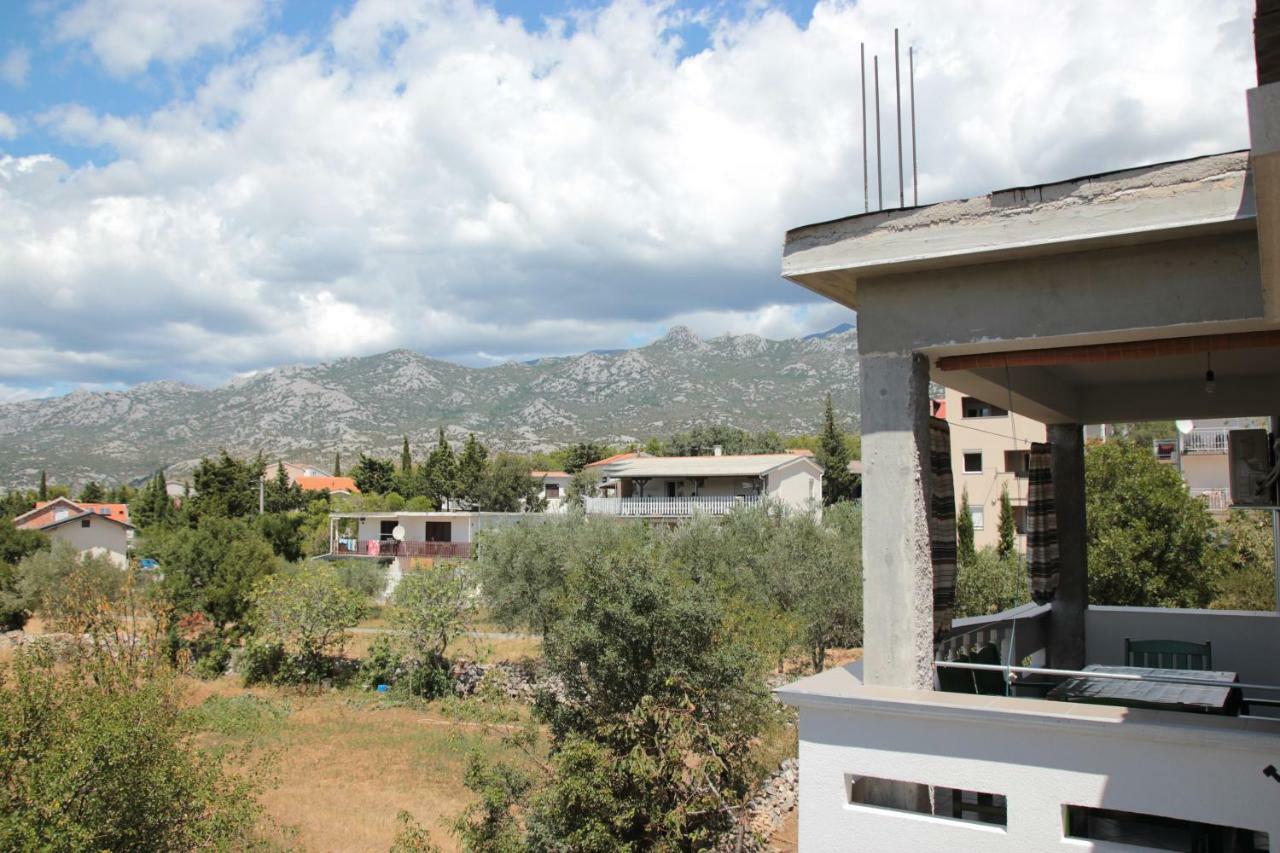 רובנסקה Apartments Irina מראה חיצוני תמונה