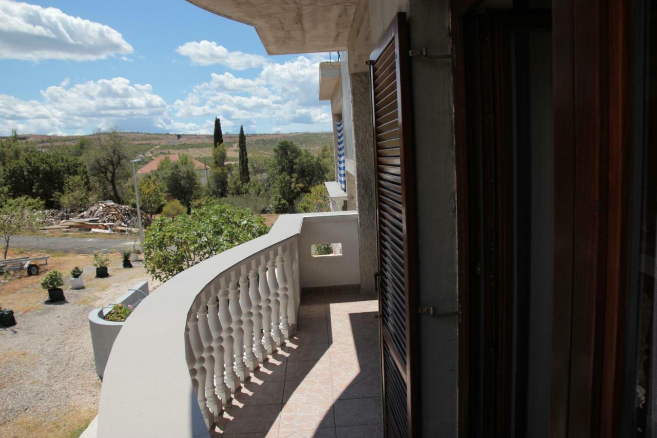 רובנסקה Apartments Irina מראה חיצוני תמונה