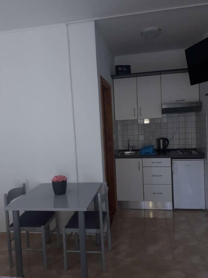 רובנסקה Apartments Irina מראה חיצוני תמונה